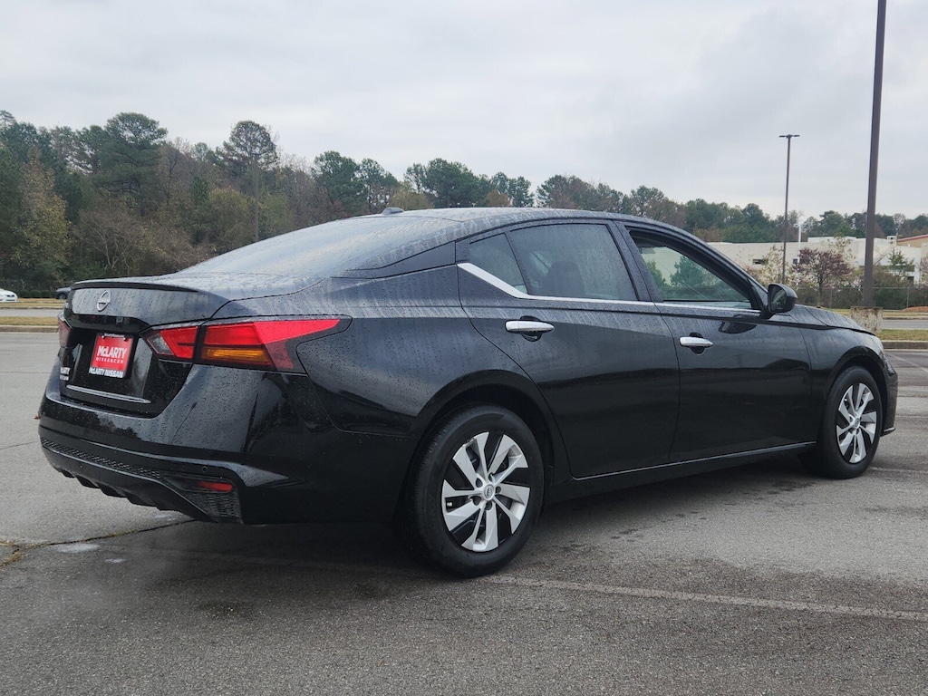 Used 2025 Nissan Altima S Sedan
