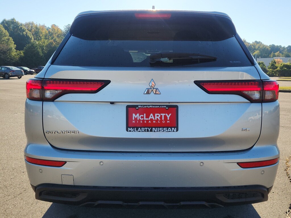 Used 2024 Mitsubishi Outlander SE SUV