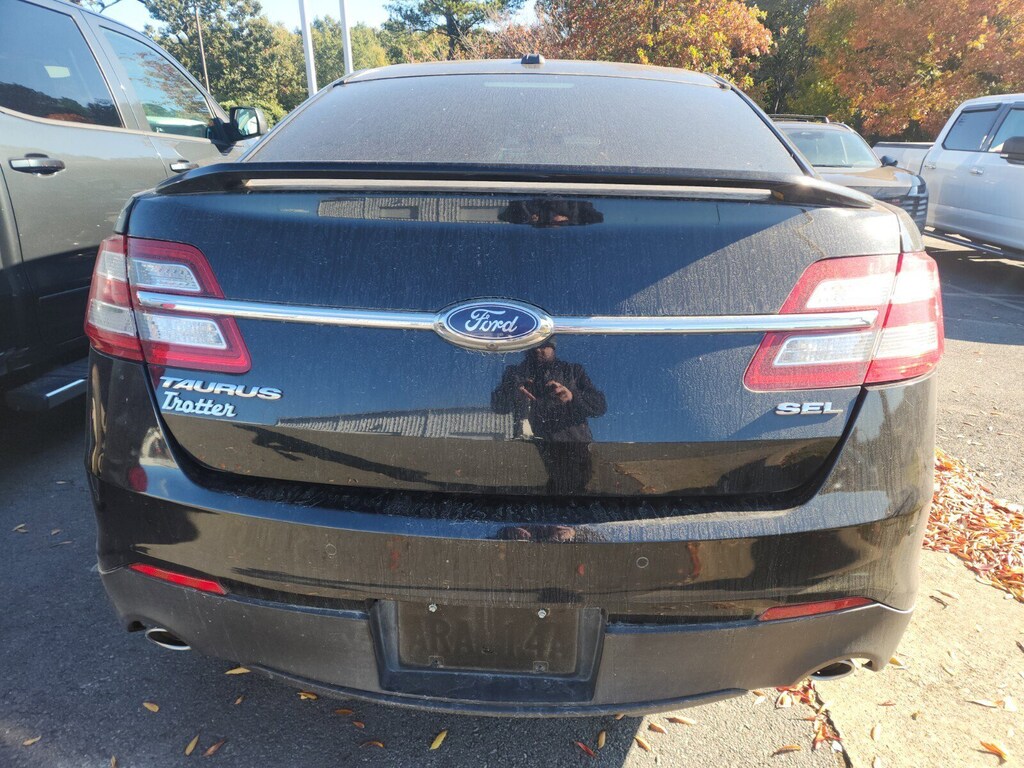 Used 2019 Ford Taurus SEL Sedan