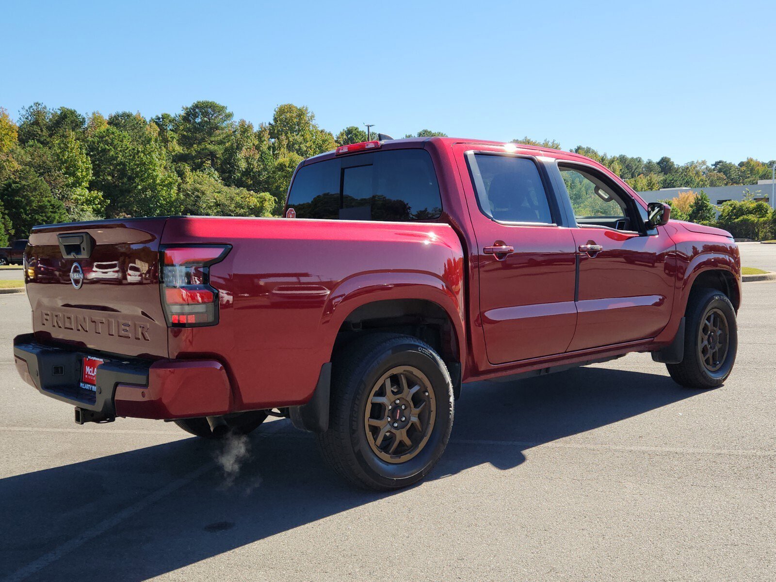 2024 Nissan Frontier SV photo 3