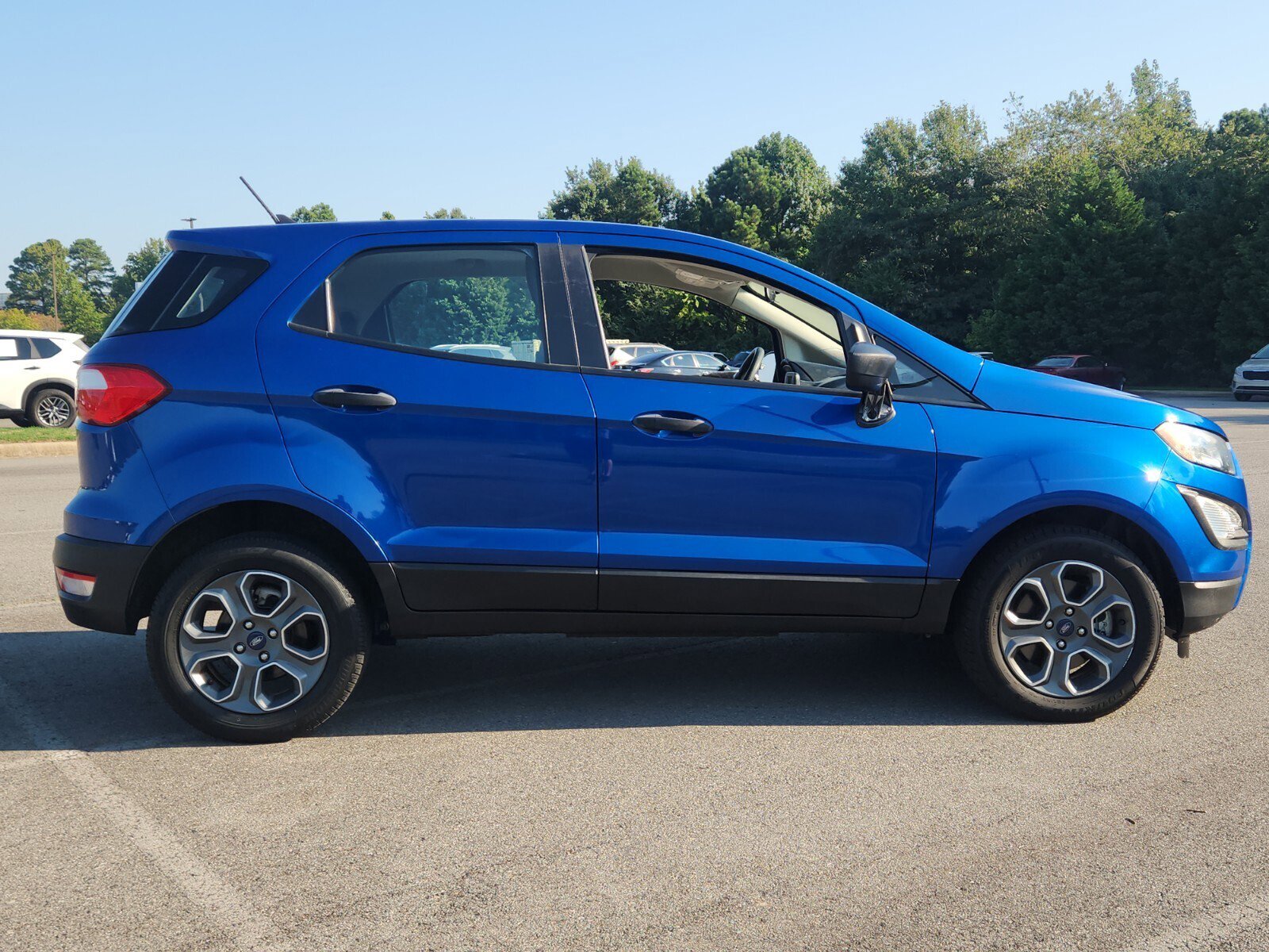 2020 Ford EcoSport S photo 2