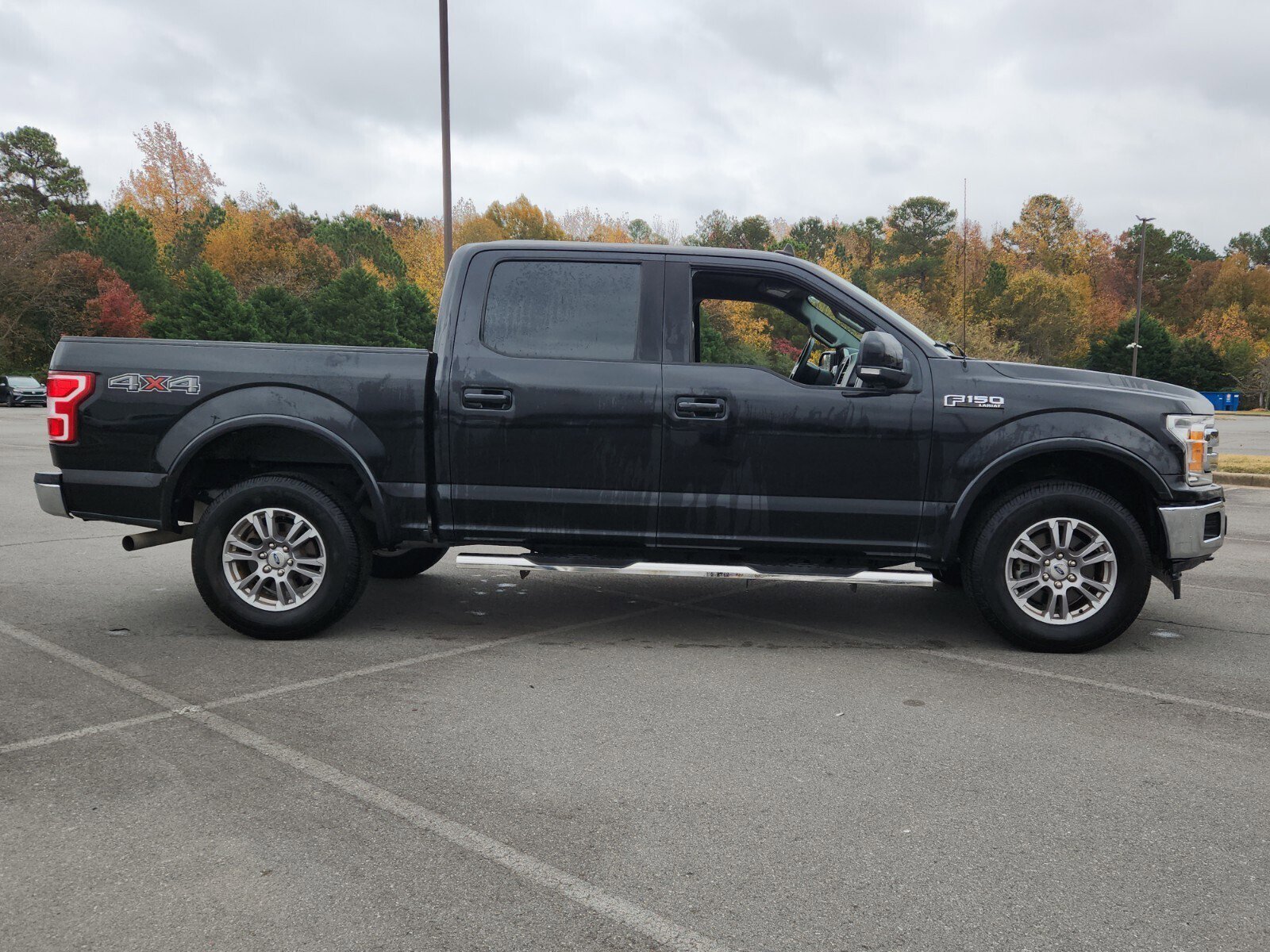 2019 Ford F-150 Lariat photo 2