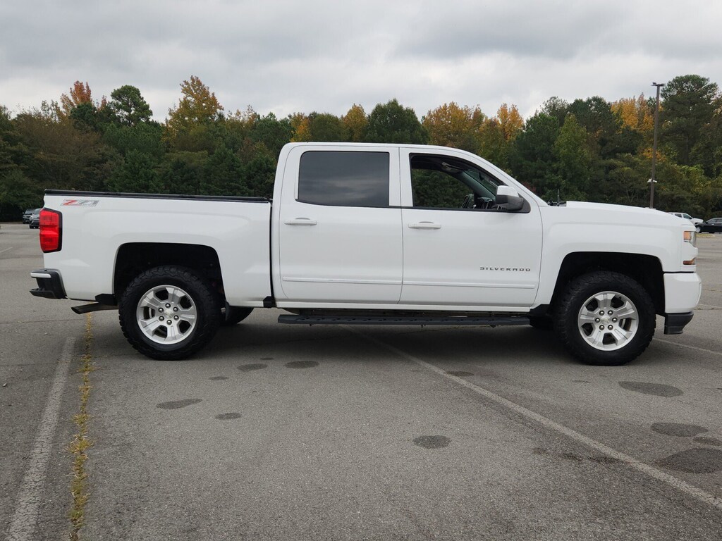 Used 2017 Chevrolet Silverado 1500 LT Truck Crew Cab