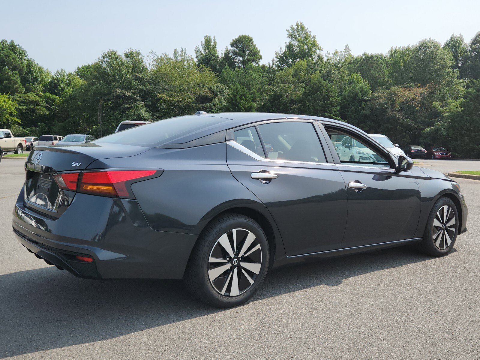 2022 Nissan Altima 2.5 SV photo 2