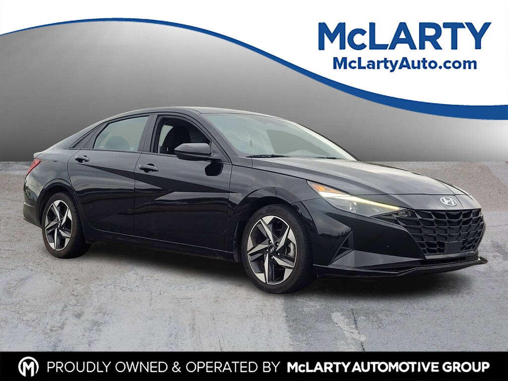 Used 2023 Hyundai Elantra SEL Sedan