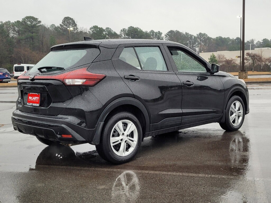 Used 2025 Nissan Kicks Play S SUV