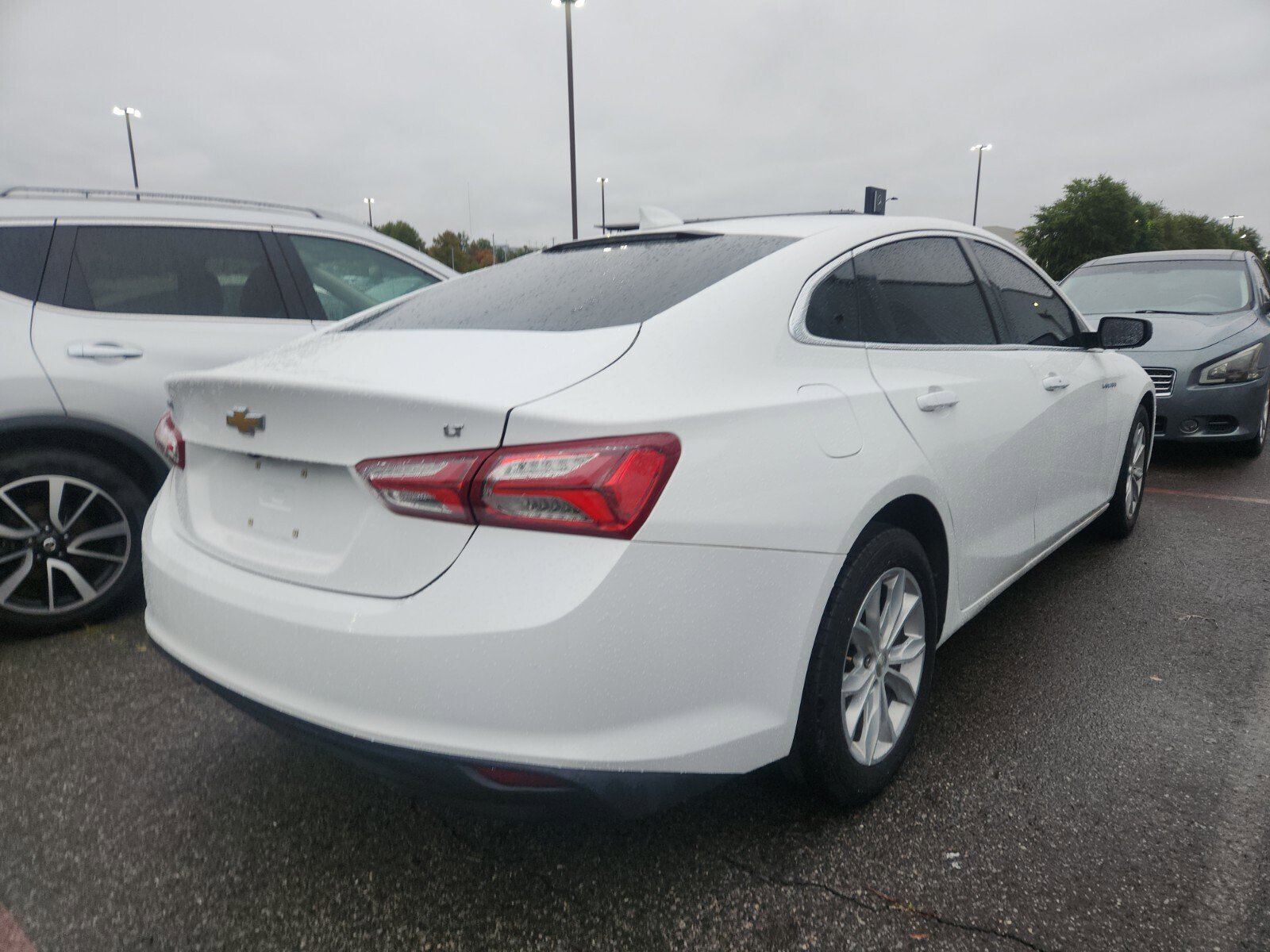 2020 Chevrolet Malibu 1LT photo 2