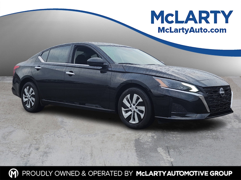 Used 2025 Nissan Altima S Sedan