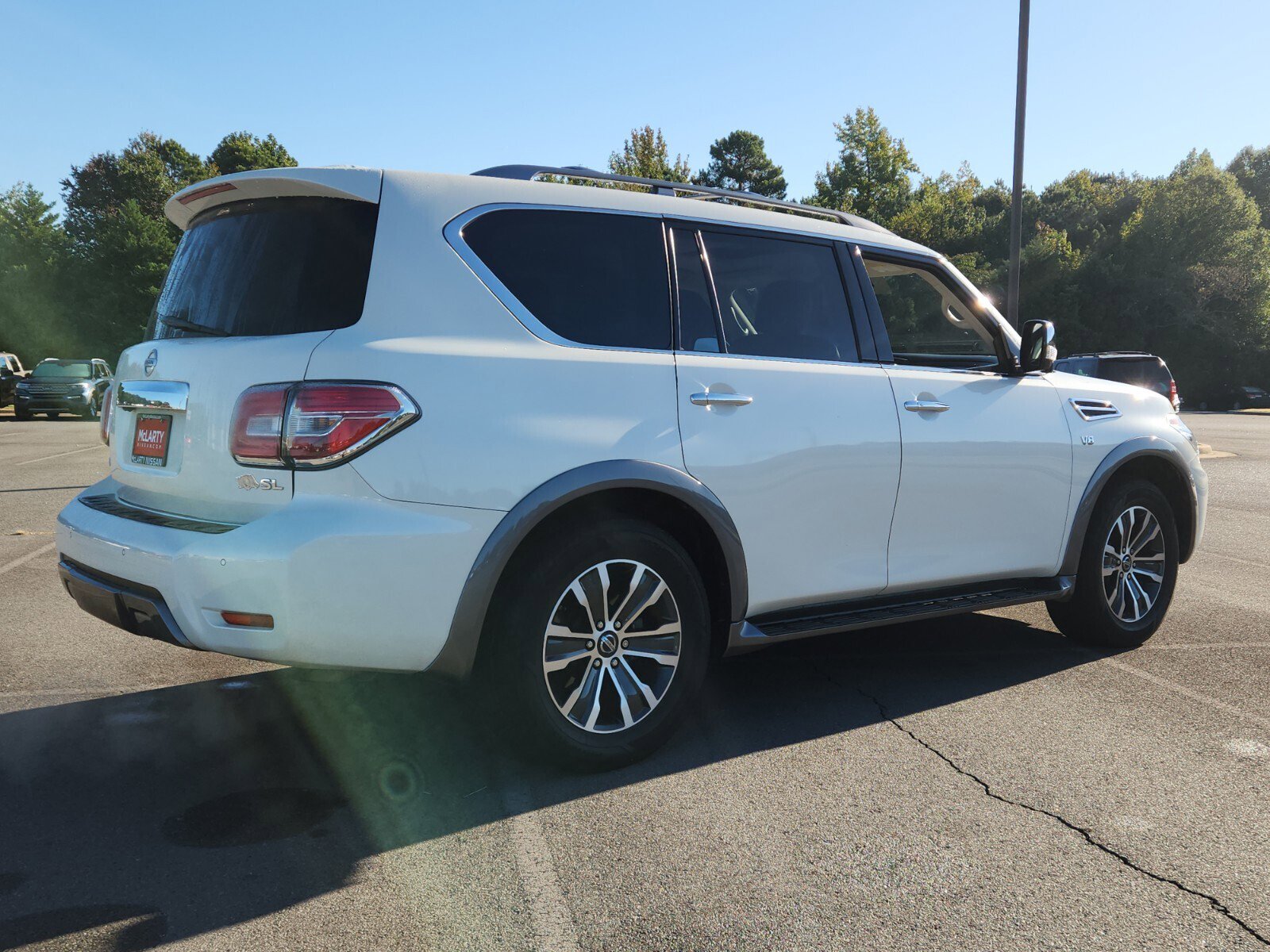 2020 Nissan Armada SL photo 3