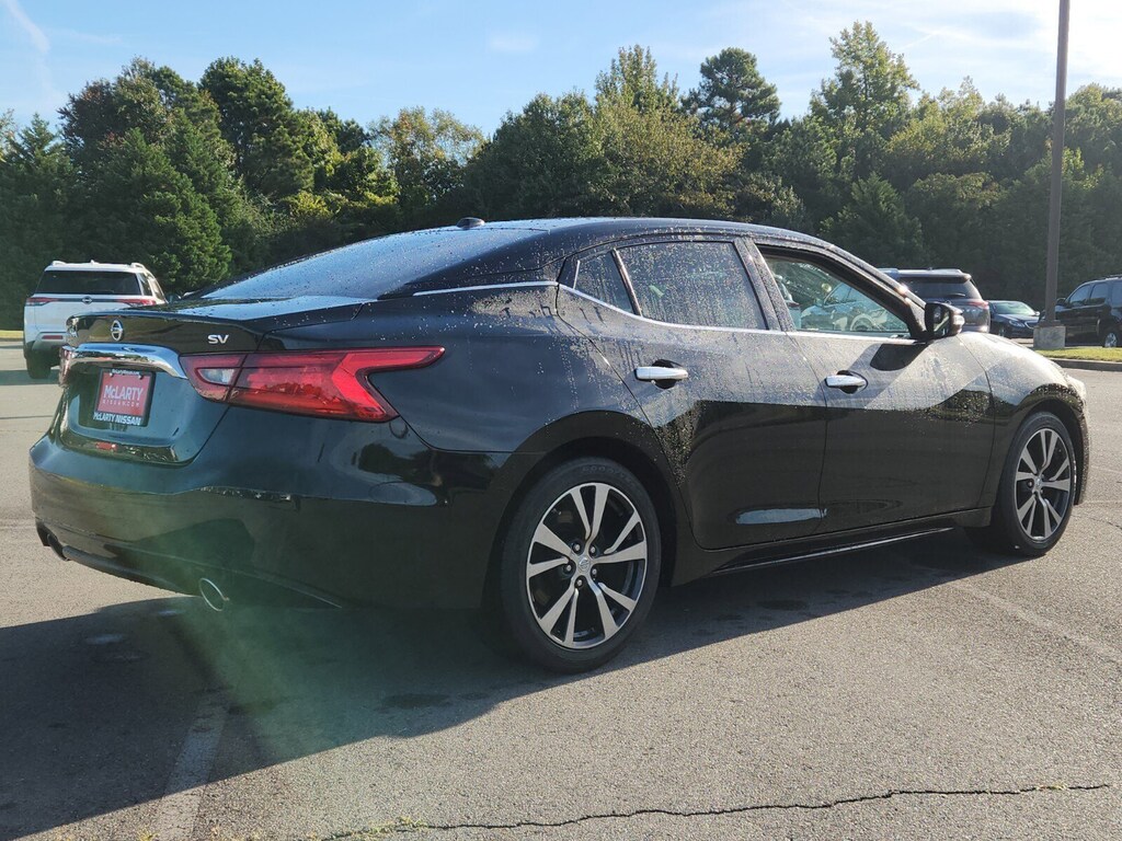 Used 2017 Nissan Maxima 3.5 SV Sedan