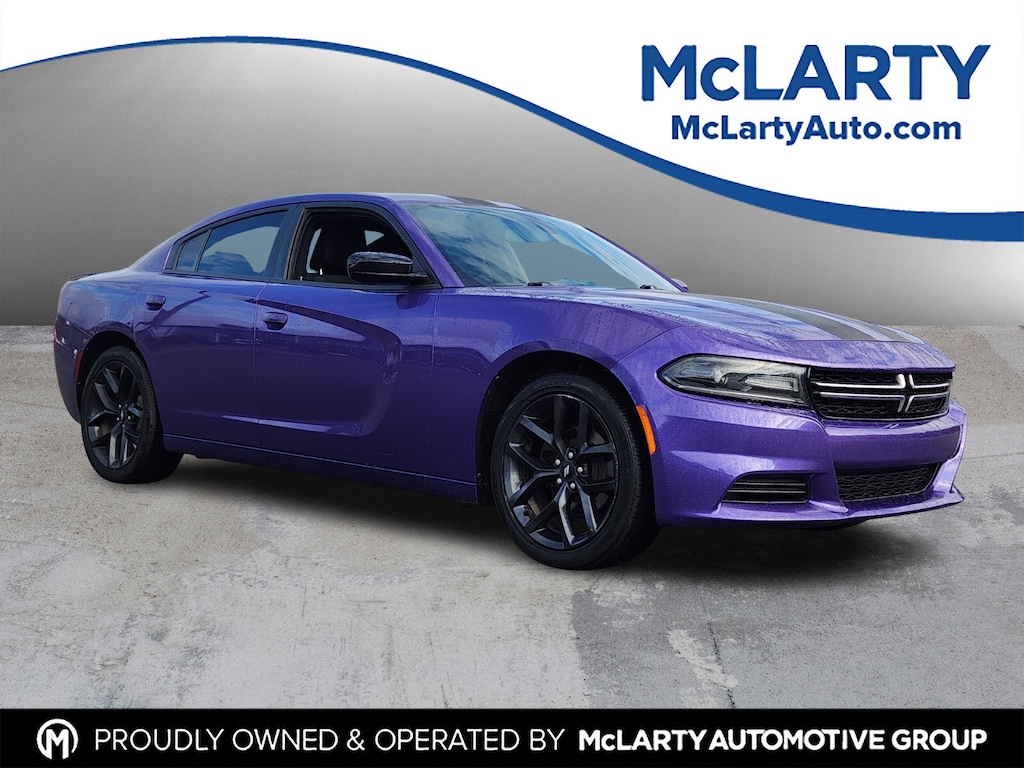 Used 2019 Dodge Charger SXT Sedan