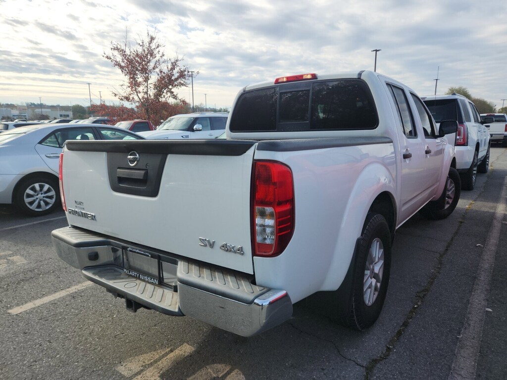 Used 2019 Nissan Frontier SV Truck Crew Cab