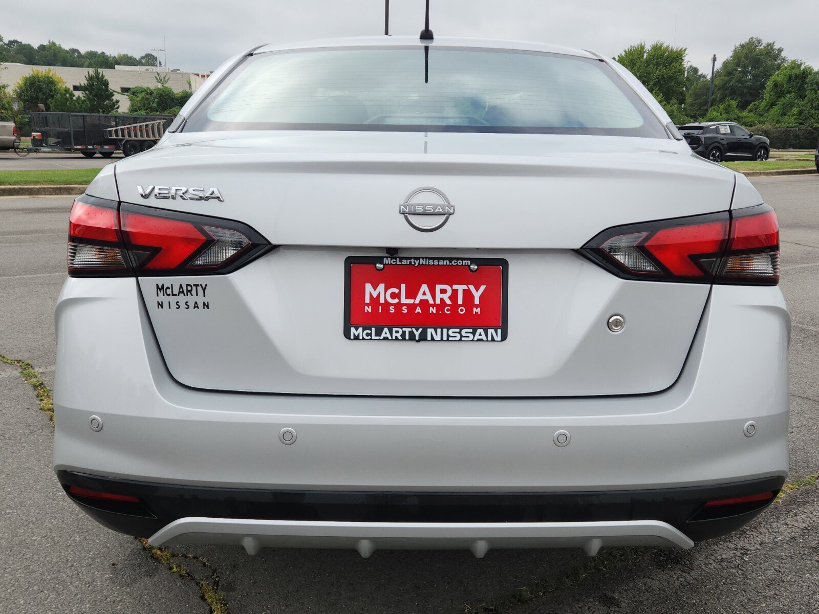 2024 Nissan Versa 1.6 S photo 4