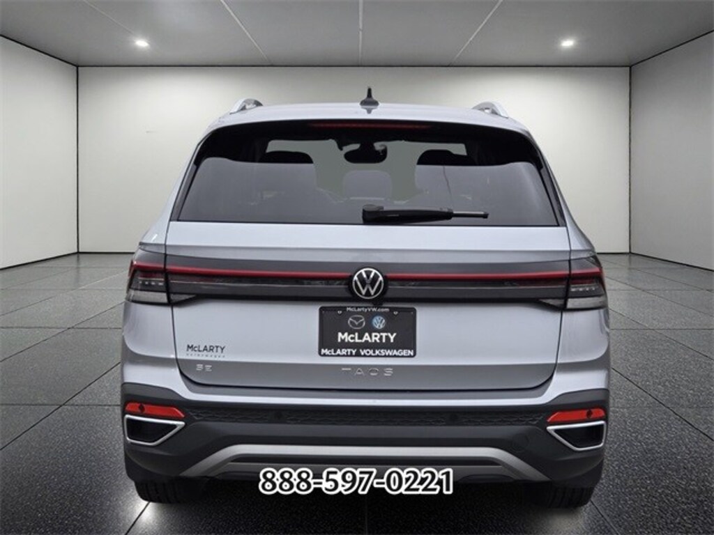 Certified 2025 Volkswagen Taos 1.5T SE SUV