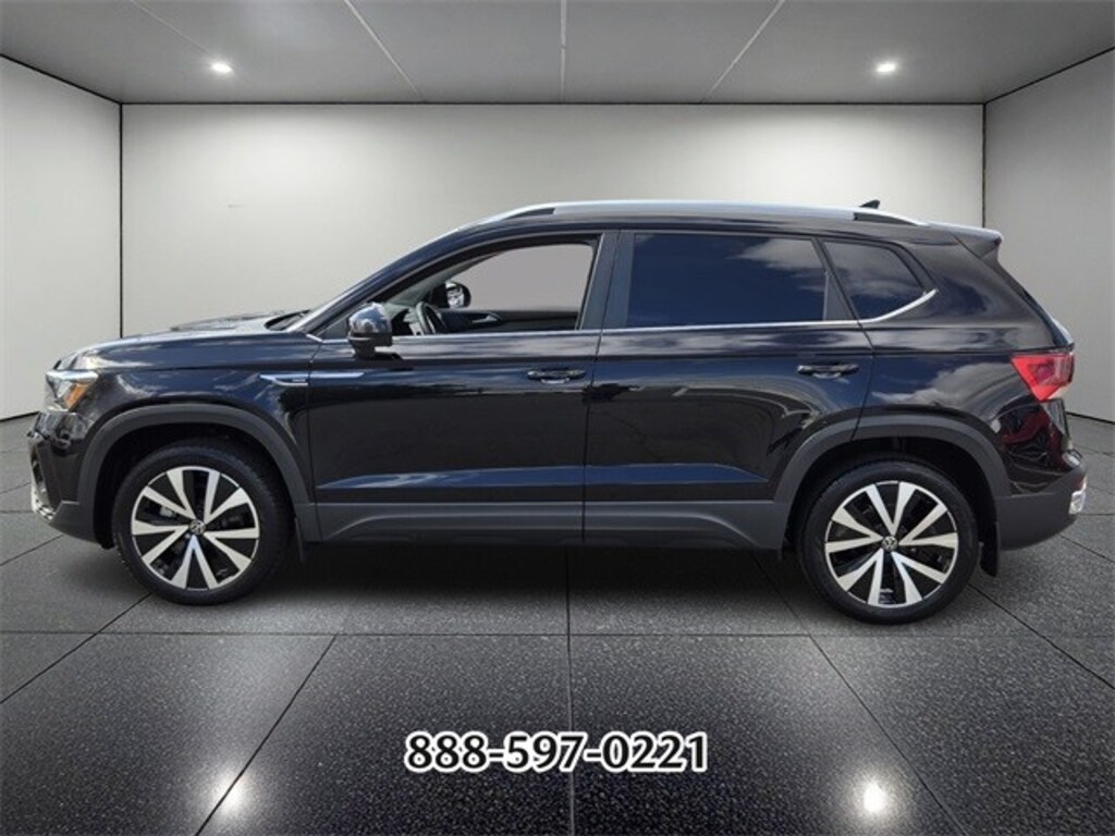 Certified 2024 Volkswagen Taos 1.5T SE SUV