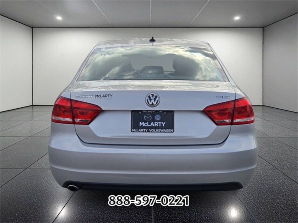 Used 2015 Volkswagen Passat 2.0L TDI SE Sedan