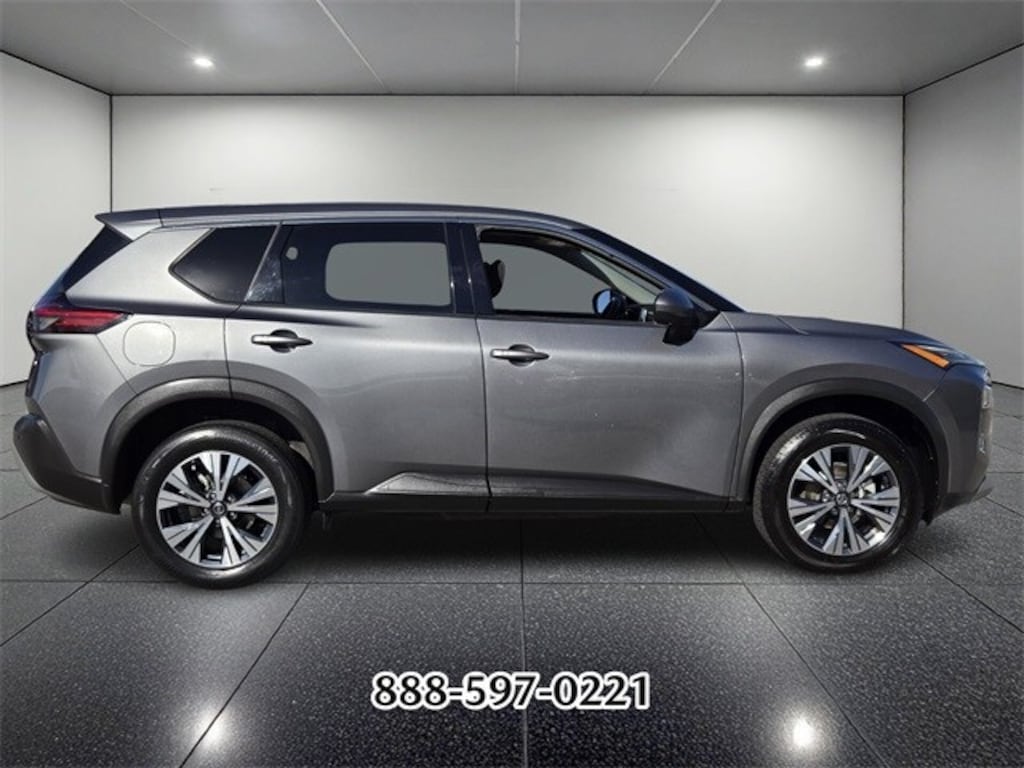 Used 2021 Nissan Rogue SV SUV