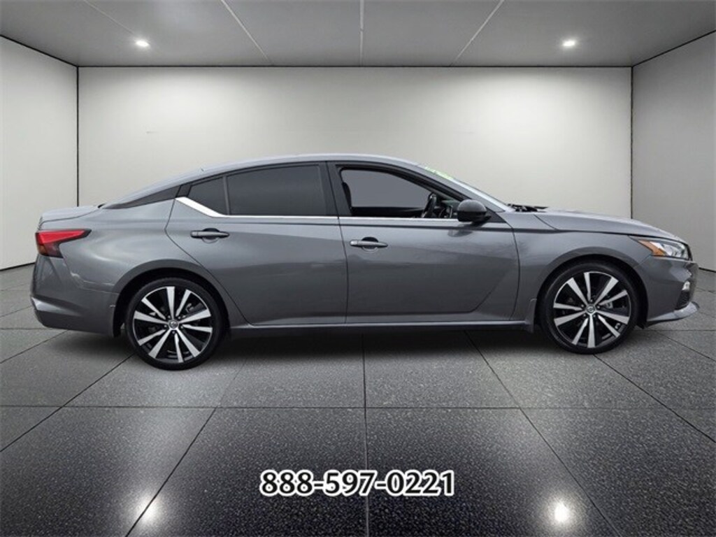 Used 2021 Nissan Altima 2.5 SR Sedan