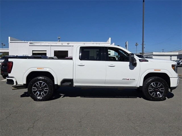 2021 Gmc Sierra 2500 HD AT4 photo 2