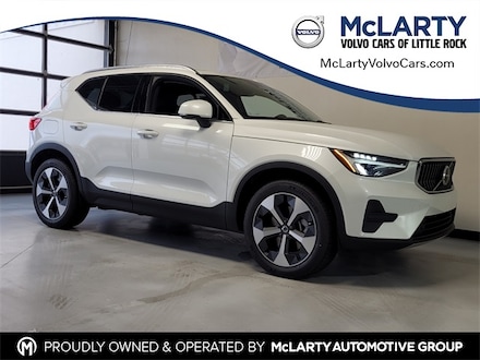 2025 Volvo XC40 B5 Core Bright Theme SUV