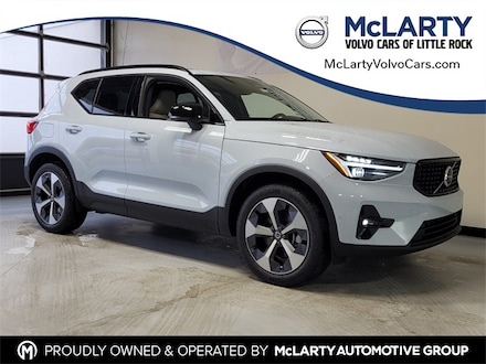 2026 Volvo XC40 B5 Plus AWD SUV