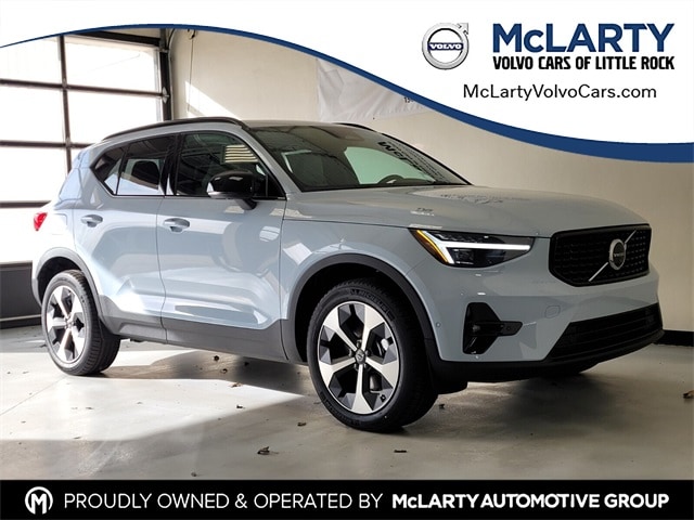 2026 Volvo XC40 Plus's photo