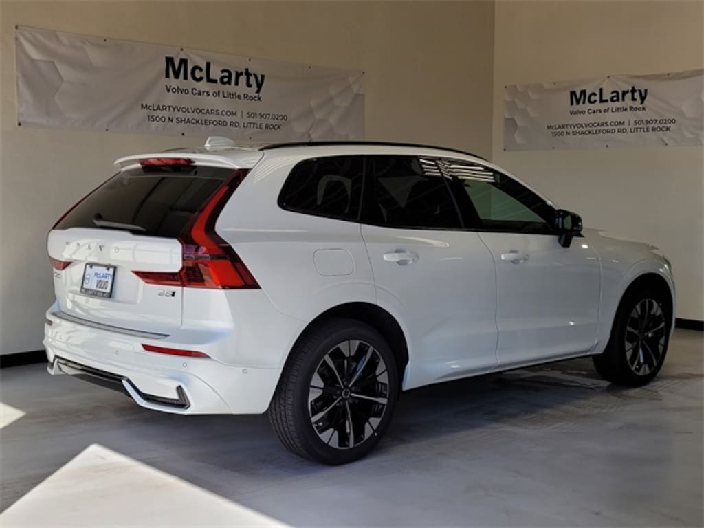 New 2026 Volvo XC60 B5 Plus SUV