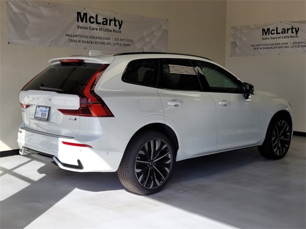 New 2026 Volvo XC60 B5 Ultra SUV