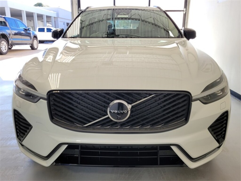 New 2026 Volvo XC60 B5 Ultra SUV