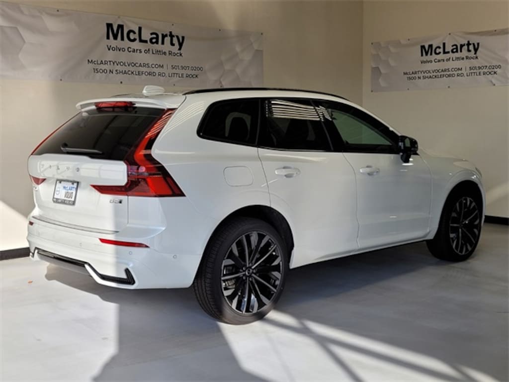 New 2026 Volvo XC60 B5 Ultra SUV