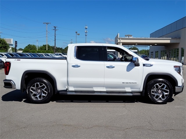 Used 2023 GMC Sierra 1500 SLT with VIN 3GTUUDE89PG336683 for sale in Little Rock