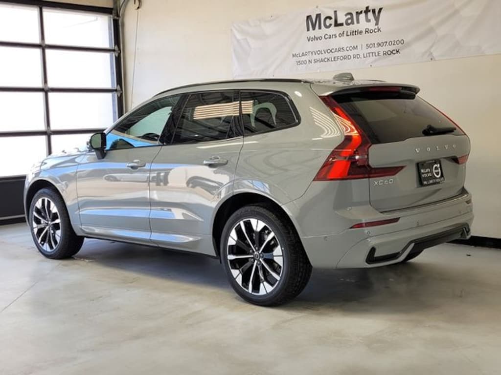 New 2026 Volvo XC60 B5 Plus SUV
