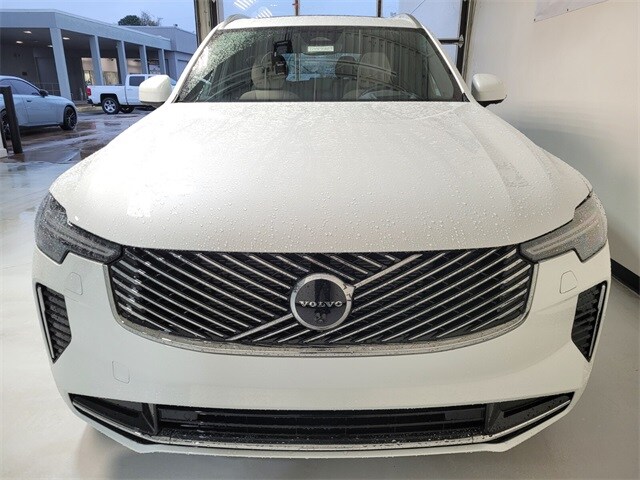 2026 Volvo XC90 photo 4