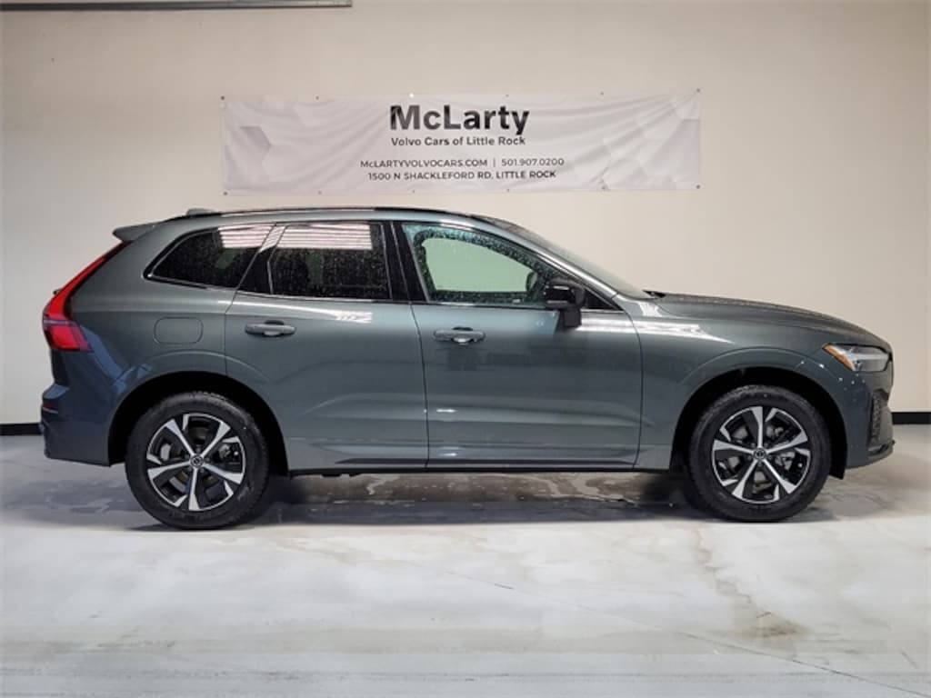 New 2026 Volvo XC60 B5 Core SUV