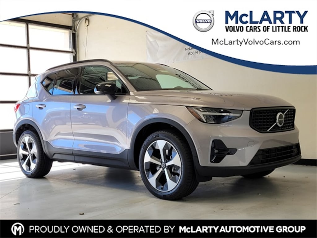 New 2026 Volvo XC40 B4 Plus SUV