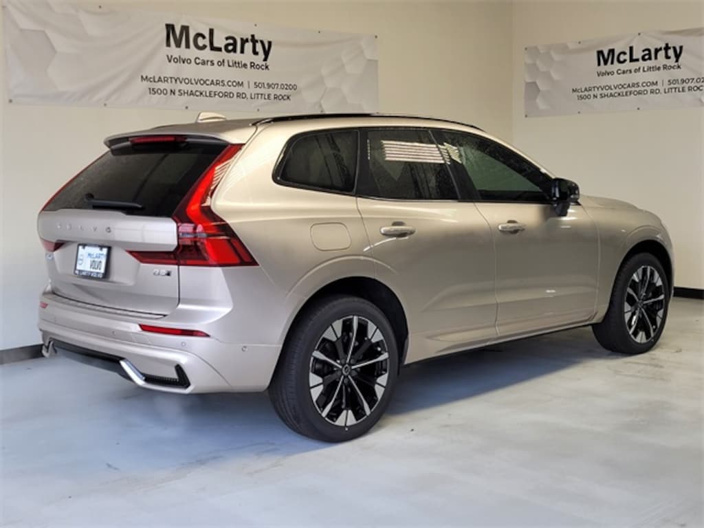 New 2026 Volvo XC60 B5 Plus SUV
