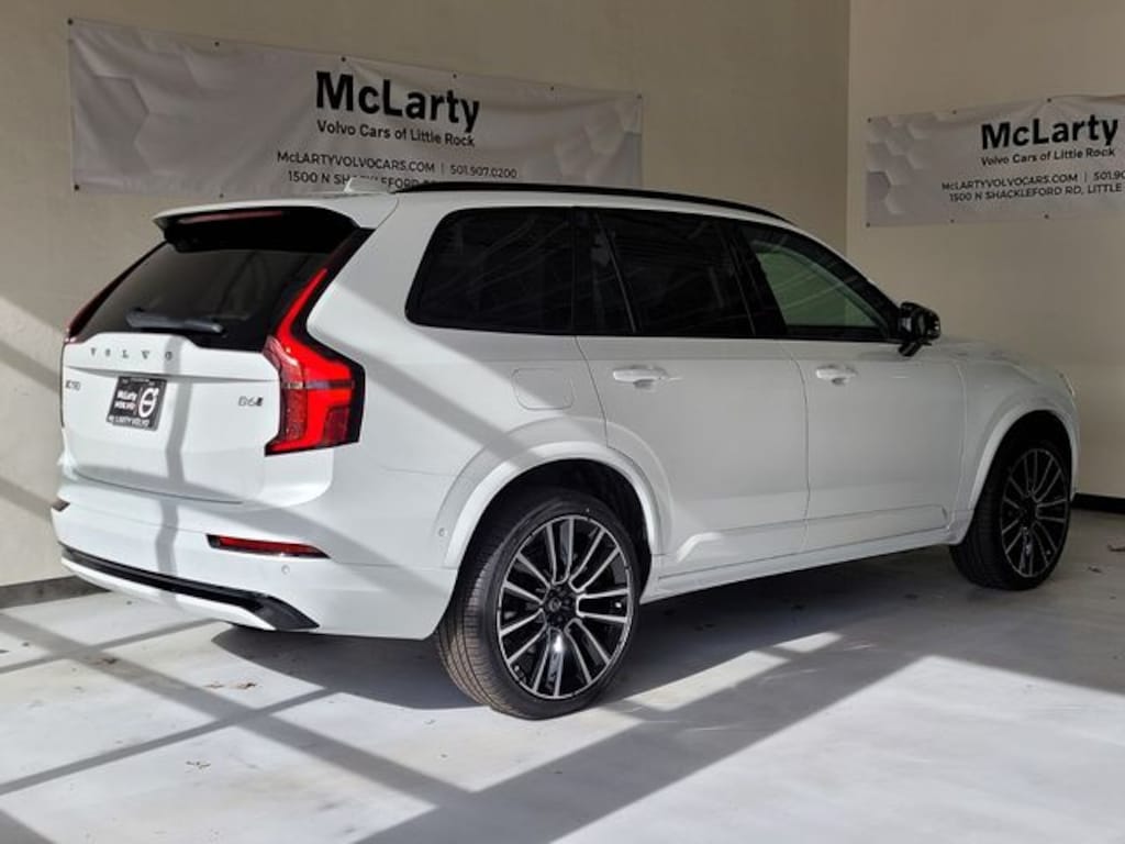 New 2026 Volvo XC90 B6 Ultra Dark Theme 7-Seater SUV