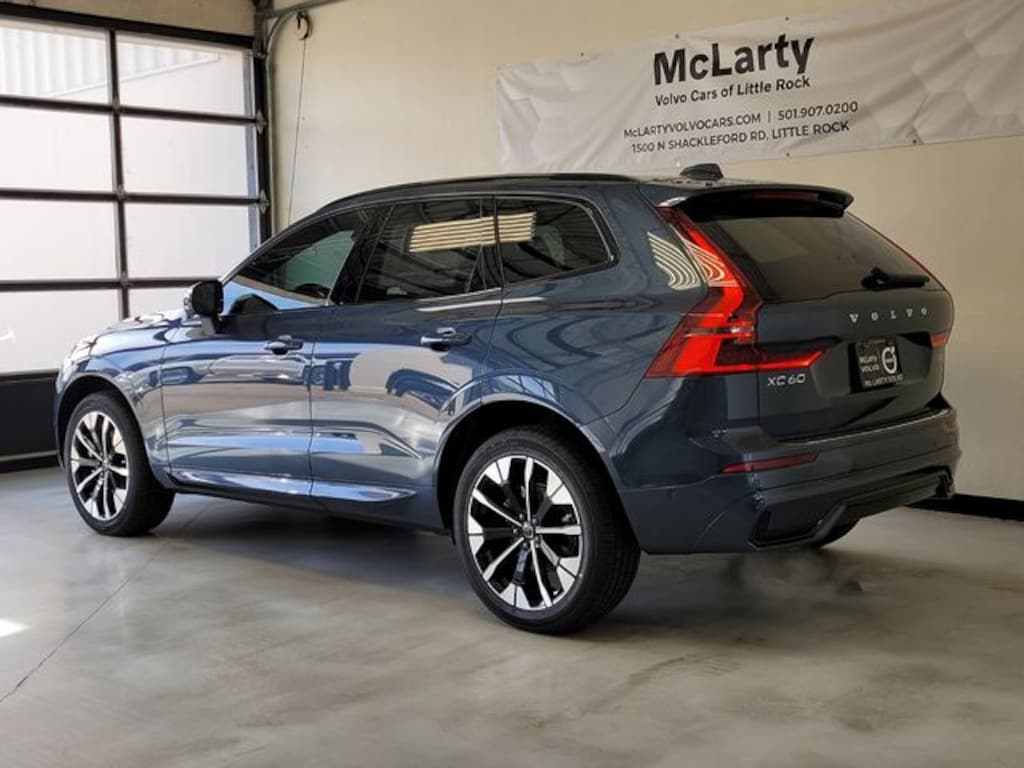 New 2026 Volvo XC60 B5 Plus SUV