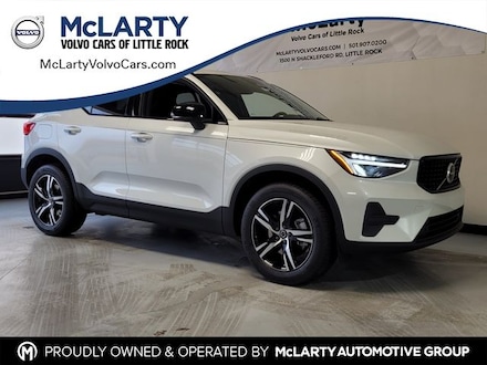 2026 Volvo XC40 B5 Core AWD SUV