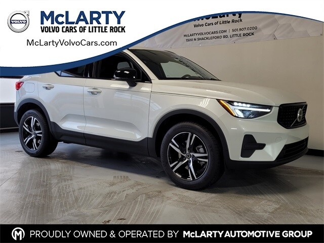 2026 Volvo XC40 B5 Core AWD SUV
