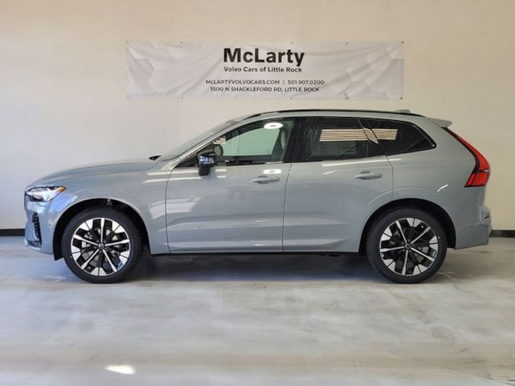 New 2026 Volvo XC60 B5 Plus SUV