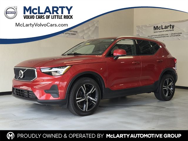 2023 Volvo XC40 B5 Core AWD's photo