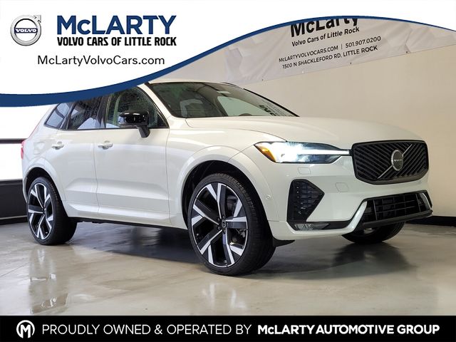2026 Volvo XC60 B5 Ultra Dark AWD's photo