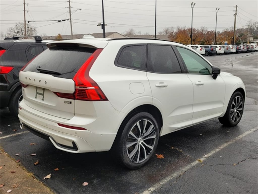 Used 2025 Volvo XC60 B5 Plus SUV
