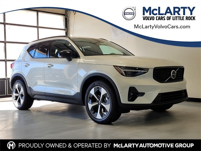 2026 Volvo XC40 Plus's photo