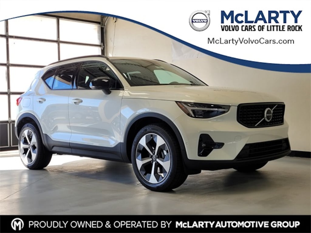 New 2026 Volvo XC40 B5 Plus SUV