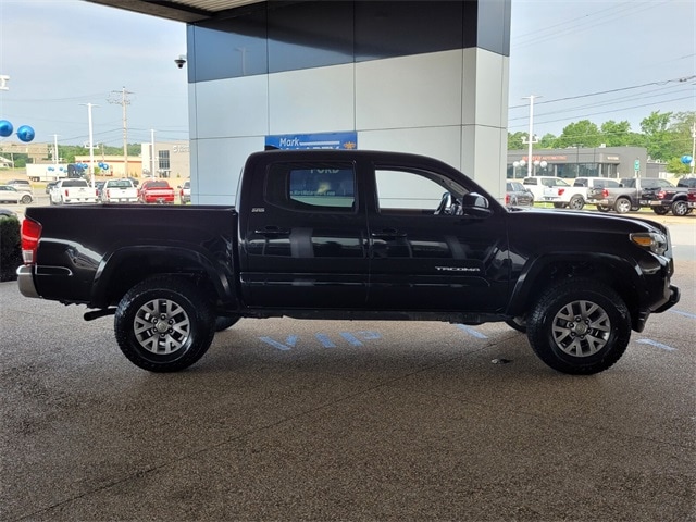 Used 2017 Toyota Tacoma SR5 with VIN 3TMAZ5CN7HM039496 for sale in Little Rock