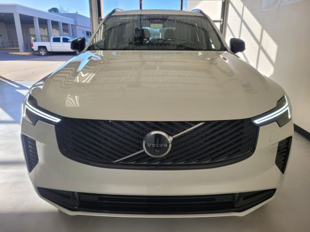 New 2026 Volvo XC90 B6 Ultra Dark Theme 7-Seater SUV