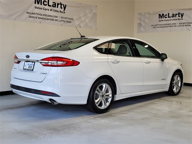 2018 Ford Fusion Hybrid S photo 2