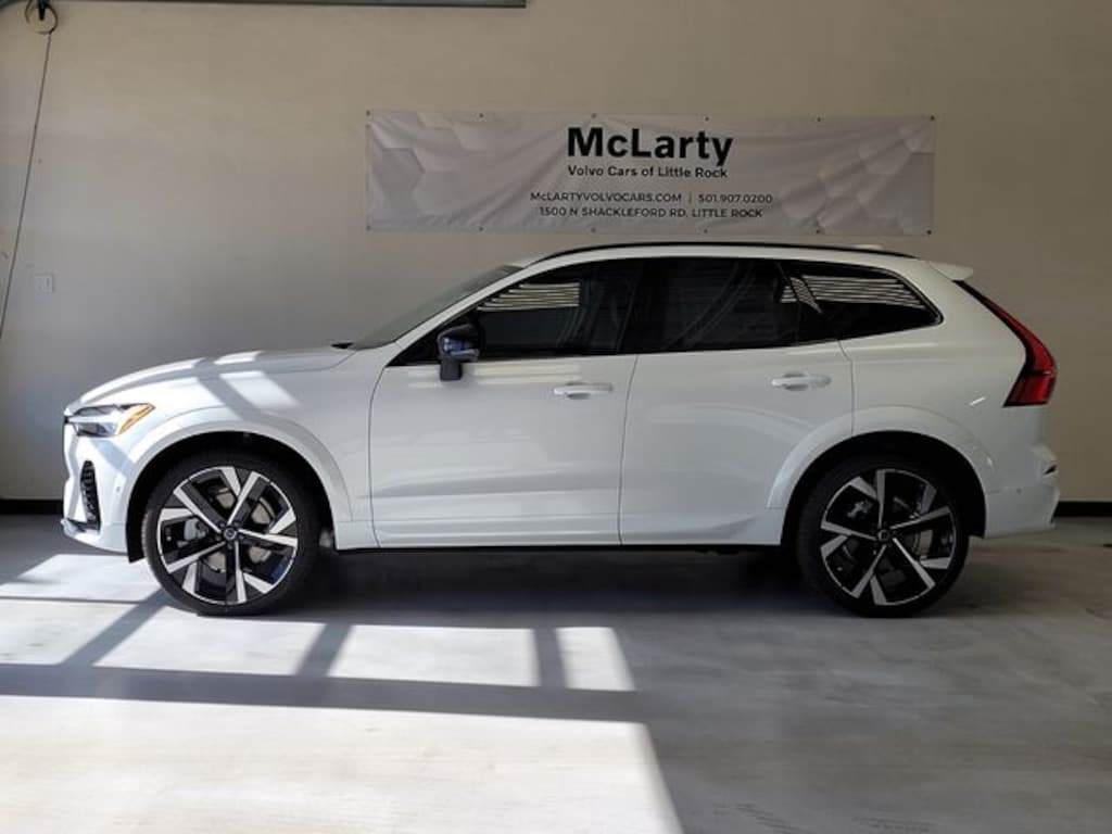 New 2026 Volvo XC60 B5 Ultra SUV